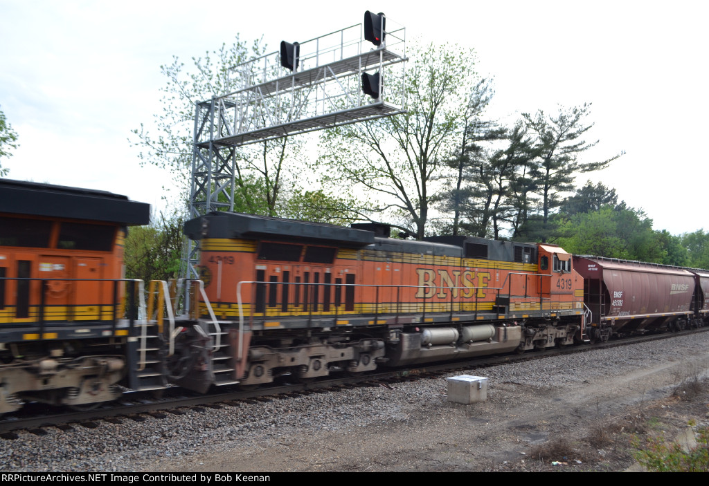 BNSF 4319